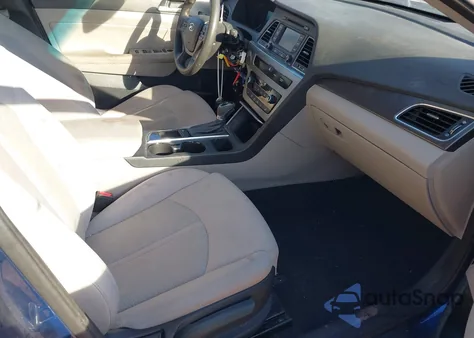 2015 Hyundai Sonata Sport z USA, uszkodzony, nr VIN 5NPE34AF0FH114082